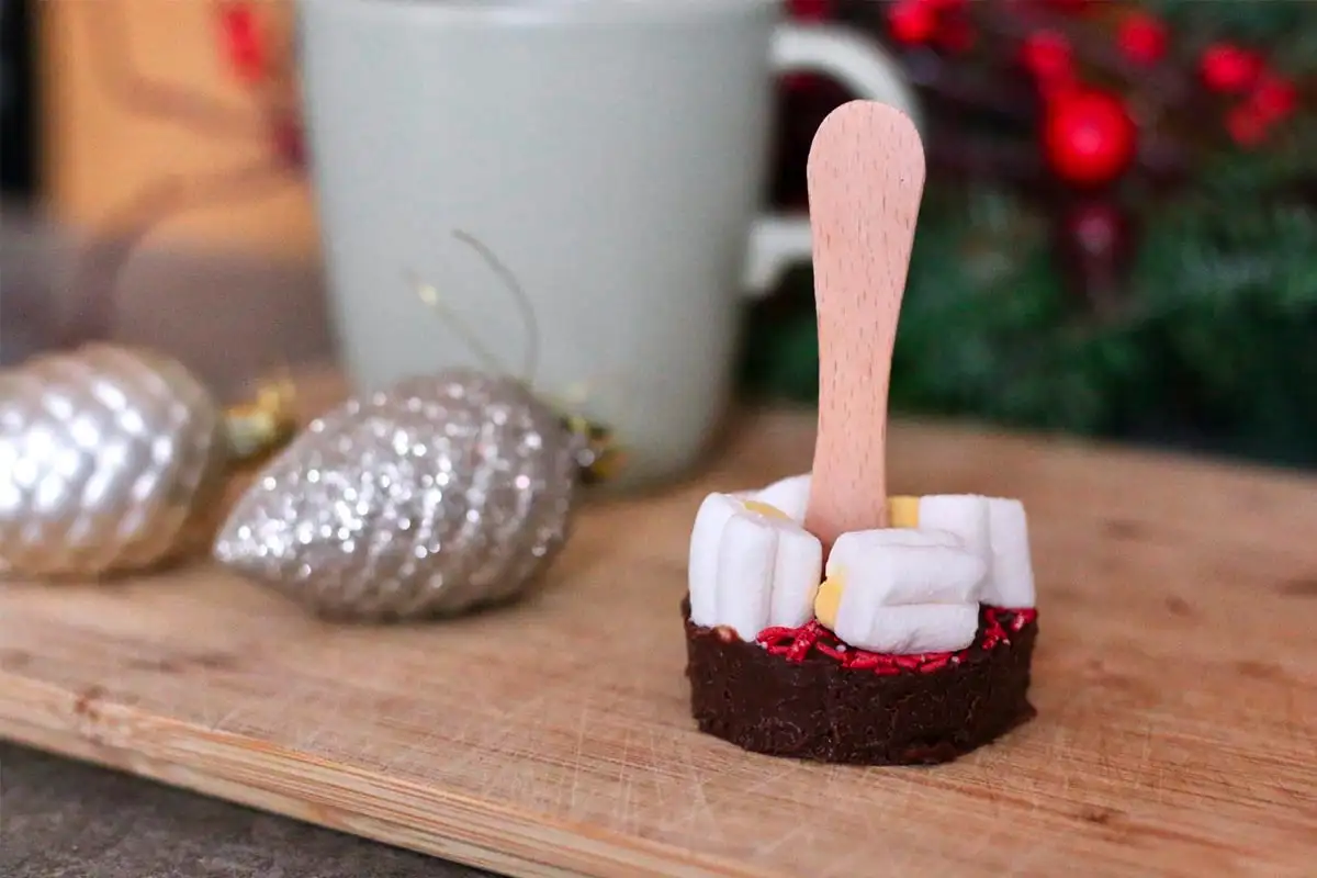 A forró csoki, amitől mindenki odalesz: nyalóka, ami 3 perc alatt kész, és úgy olvad, mint egy álom