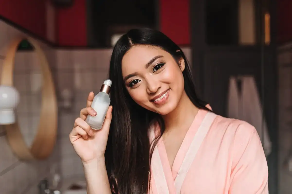 Hogyan ápolják a koreai nők a hajukat: az 5 lépéses titok, amit most már te is lemásolhatsz otthon