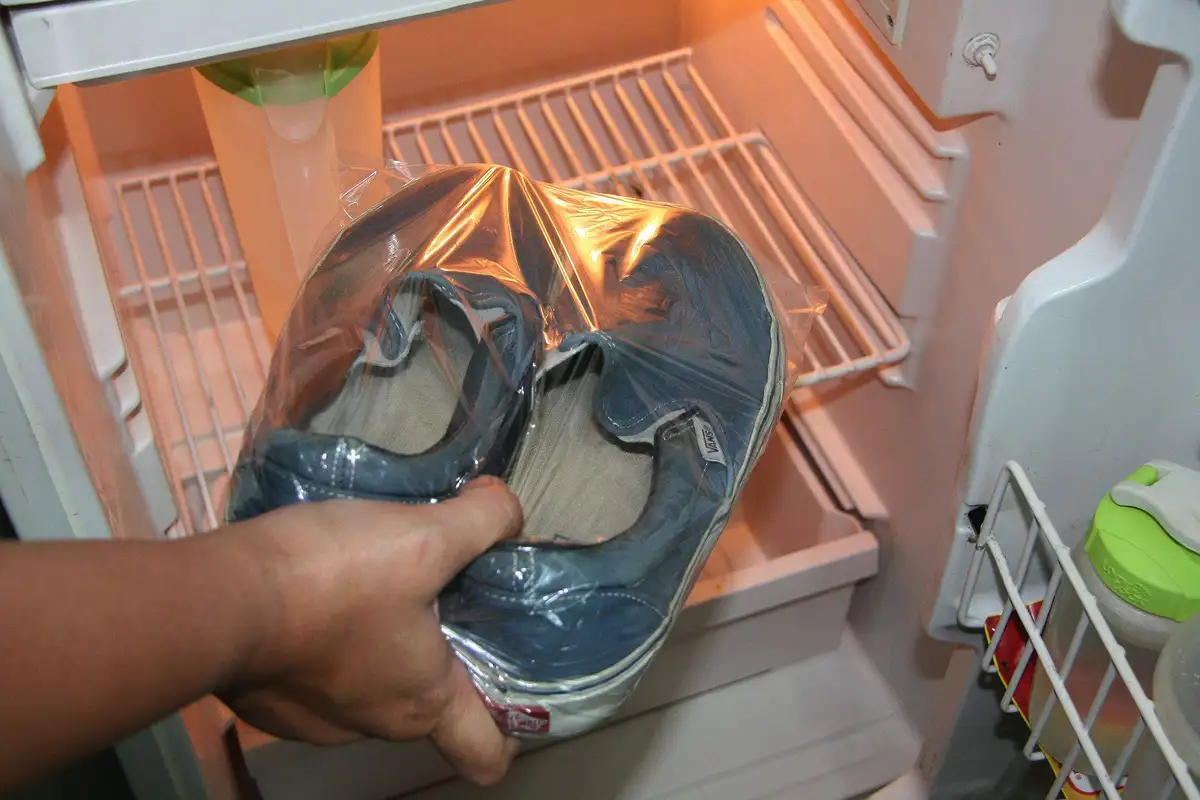 Búcsú a büdös cipőktől: 5 házi praktika, ami tényleg működik – szódabikarbóna és talkum nélkül