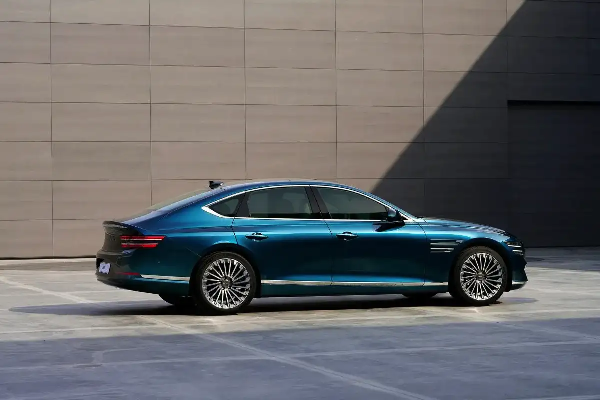 Senkinek sem kellenek: a 5 elektromos autó, amelyek nem érik meg 2026-ot