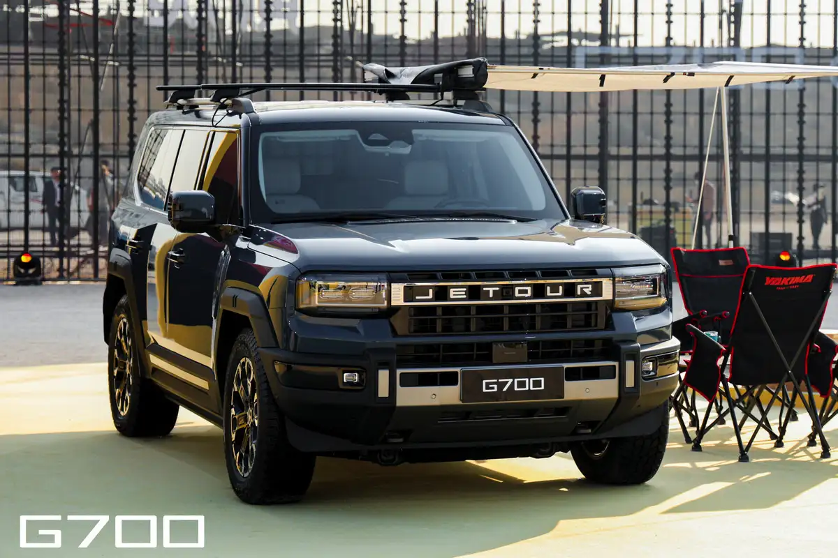Jetour G700: 724 lóerős kínai szörnyeteg, ami 2026-ban mindent visz