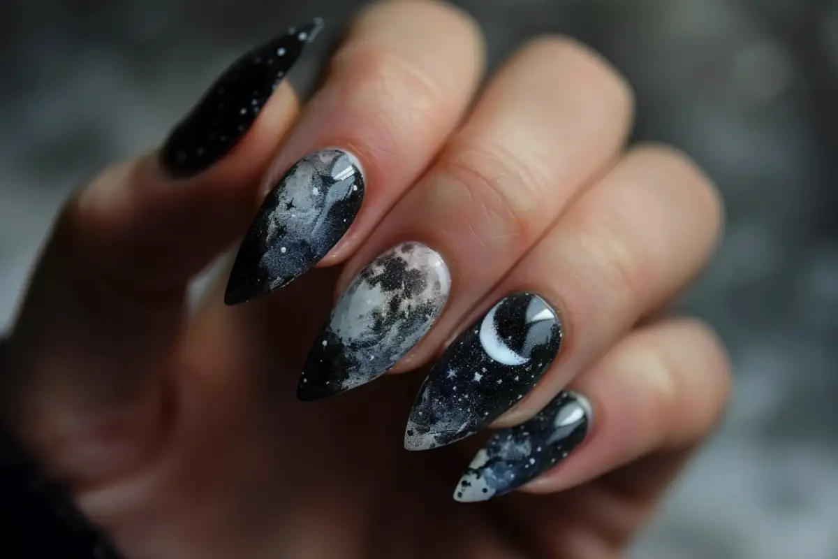 Ezüst, króm és csillagpor – a tél legvarázslatosabb körmei, amiktől nem tudod majd levenni a szemed