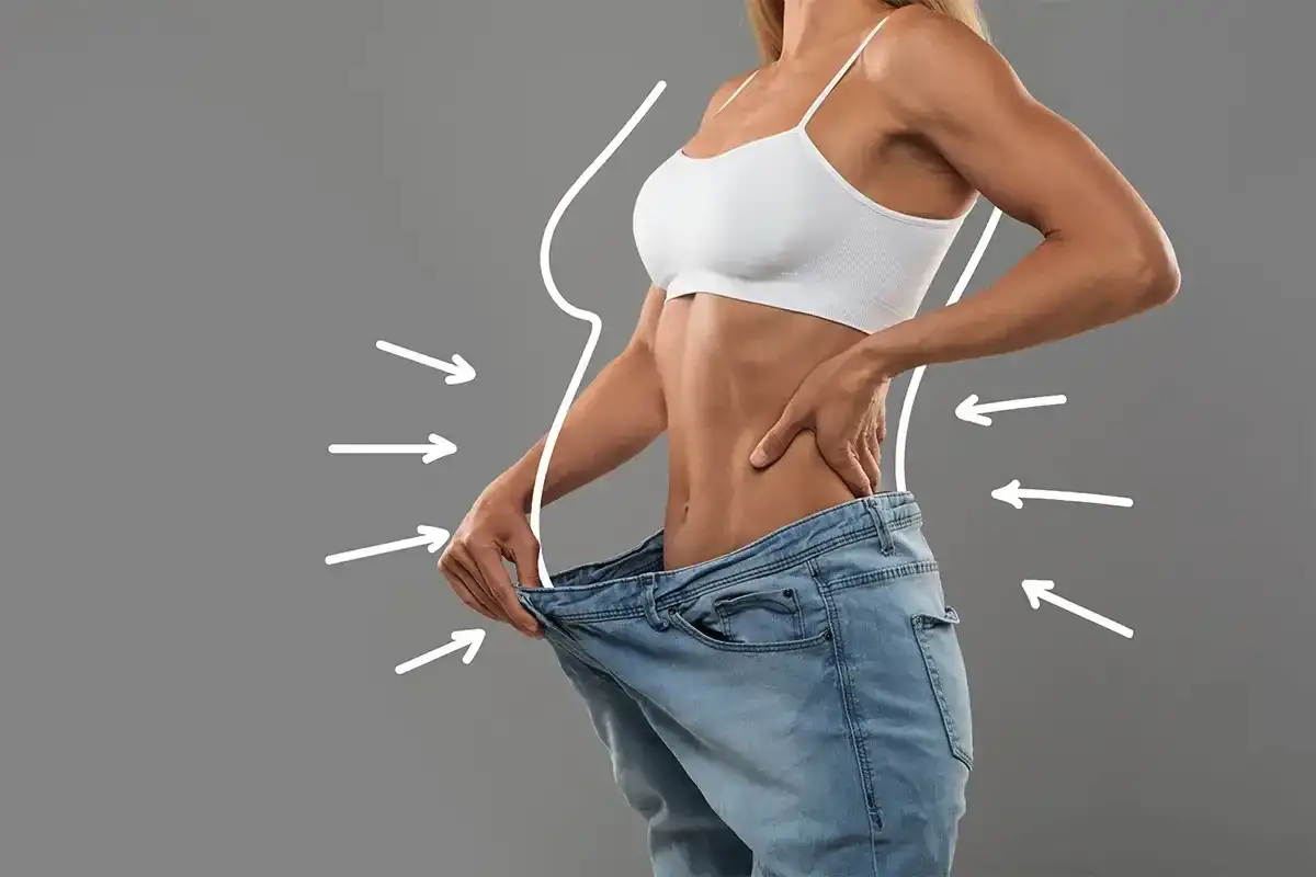 7 perc reggel, ami 40 fölött lapos hassá varázsolja a pocakodat – edző titka, ami tényleg működik