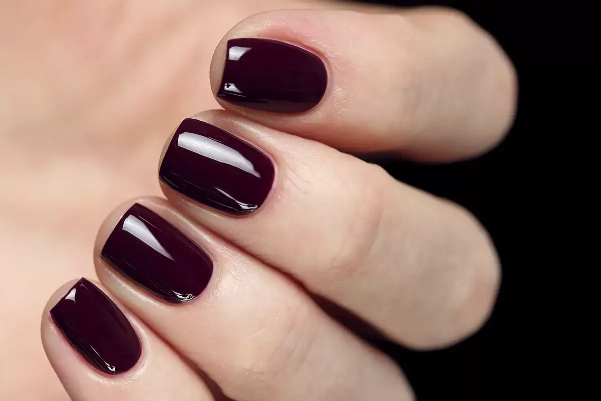 Merlot, pezsgő, fenyő: 6 téli manikűr varázs