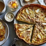 Ropogós krumplis-tonhalas pirog: a 30 perces csoda, amit mindig kérni fognak