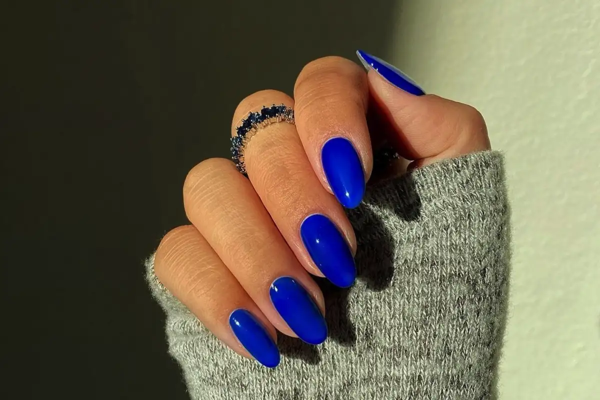 A 2026-os téli körömtrendek: 7 hangulatos árnyalat, ami mindenkit lenyűgöz