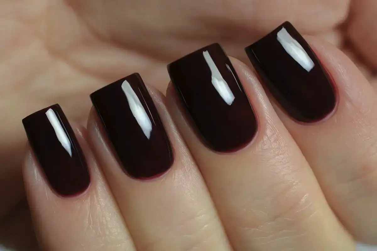 A 2026-os téli körömtrendek: 7 hangulatos árnyalat, ami mindenkit lenyűgöz