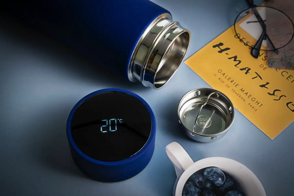 A magyarok tömegesen váltanak újratölthető termoszra – új téli trend robbant be