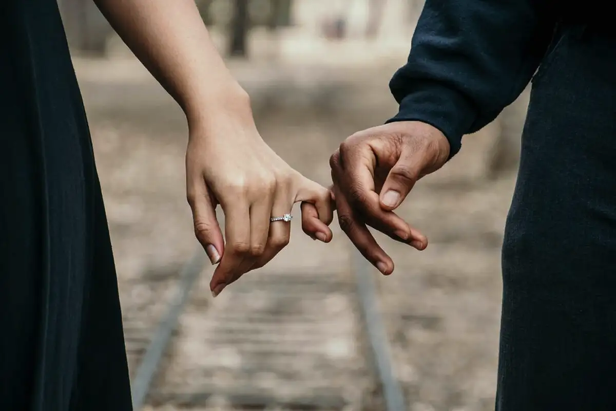 Vendégházasság: együtt külön – függetlenség, tér, szerelem – kinek való?