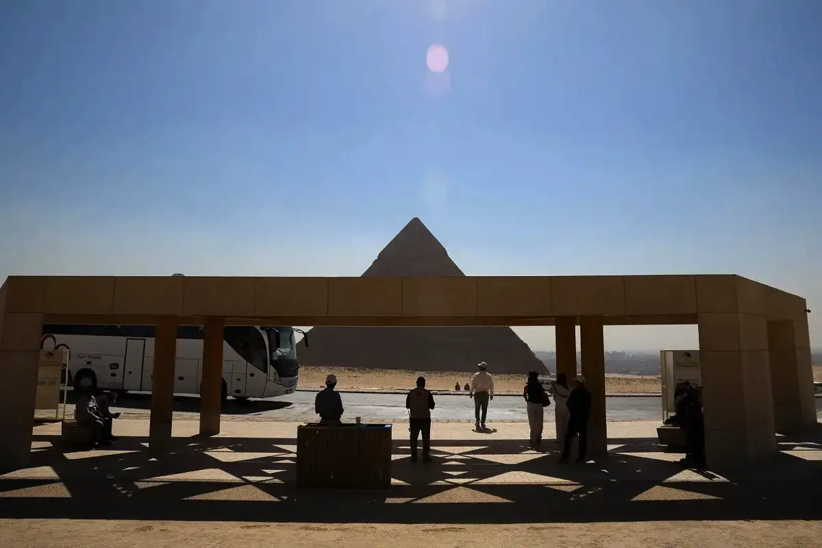 Ez igazán lenyűgöző: tudósok felfedeztek egy „földalatti szuperkomplexumot” a gízai piramisok alatt