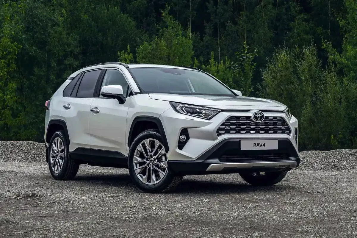 Ezek az autók tényleg örök életűek: 400 ezer kilométer múlva is úgy mennek, mintha tegnap gurultak volna le a szalagról