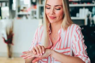 Téli bőrmentő terv: így kerüld el a szárazságot, a pirosságot és a húzódó érzést egész télen