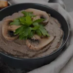 Gomba pástétom, amitől a vendégek a tányért is kinyalják – krémes, fűszeres, és kész 20 perc alatt