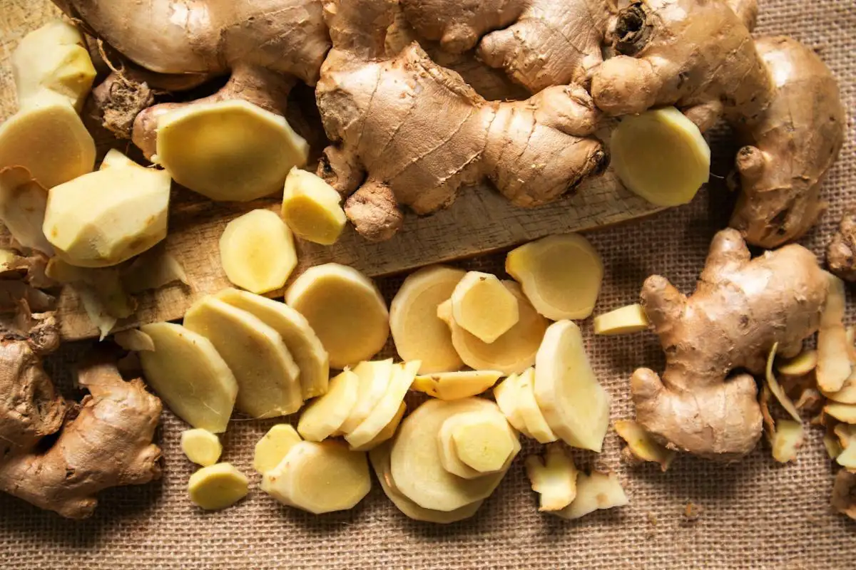 A gyömbér titkos szuperképessége: ezzel a trükkel a növényeid kétszer olyan gyorsan nőnek – és sosem lesznek betegek