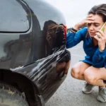 Mit tegyél, ha valaki beállt a parkoló autódba? – pontos lépések, hogy ne te fizess a másik hibájáért