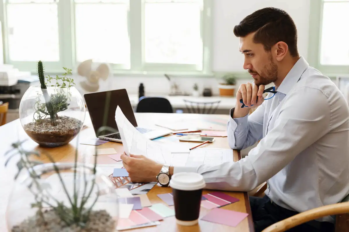 Mit árul el a tartásod a hangulatodról? A tested titkos üzenetei, amiket a pszichológia már megfejtett